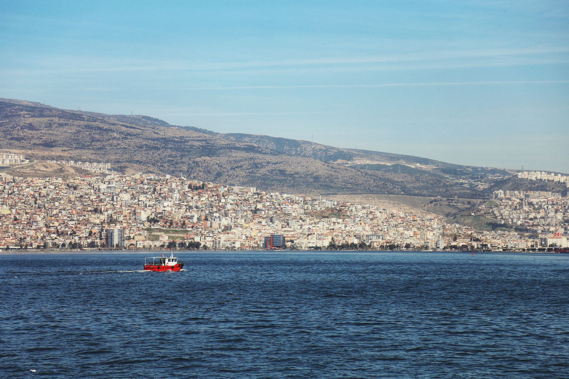 İzmir Körfezi ve şehir manzarası